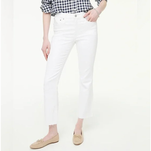 NWT J. Crew Flare Crop Jeans 25 25P P25 White Stretch BO939 Ankle Raw Hem J.Crew - Picture 1 of 5